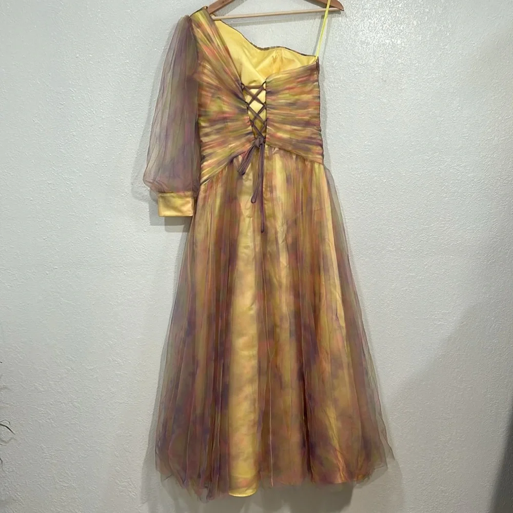 VIP GIRL WOMEN GOLD ASYMMETRICAL ONE SHOULDER GOWN SZ 6 - Picture 2 of 15